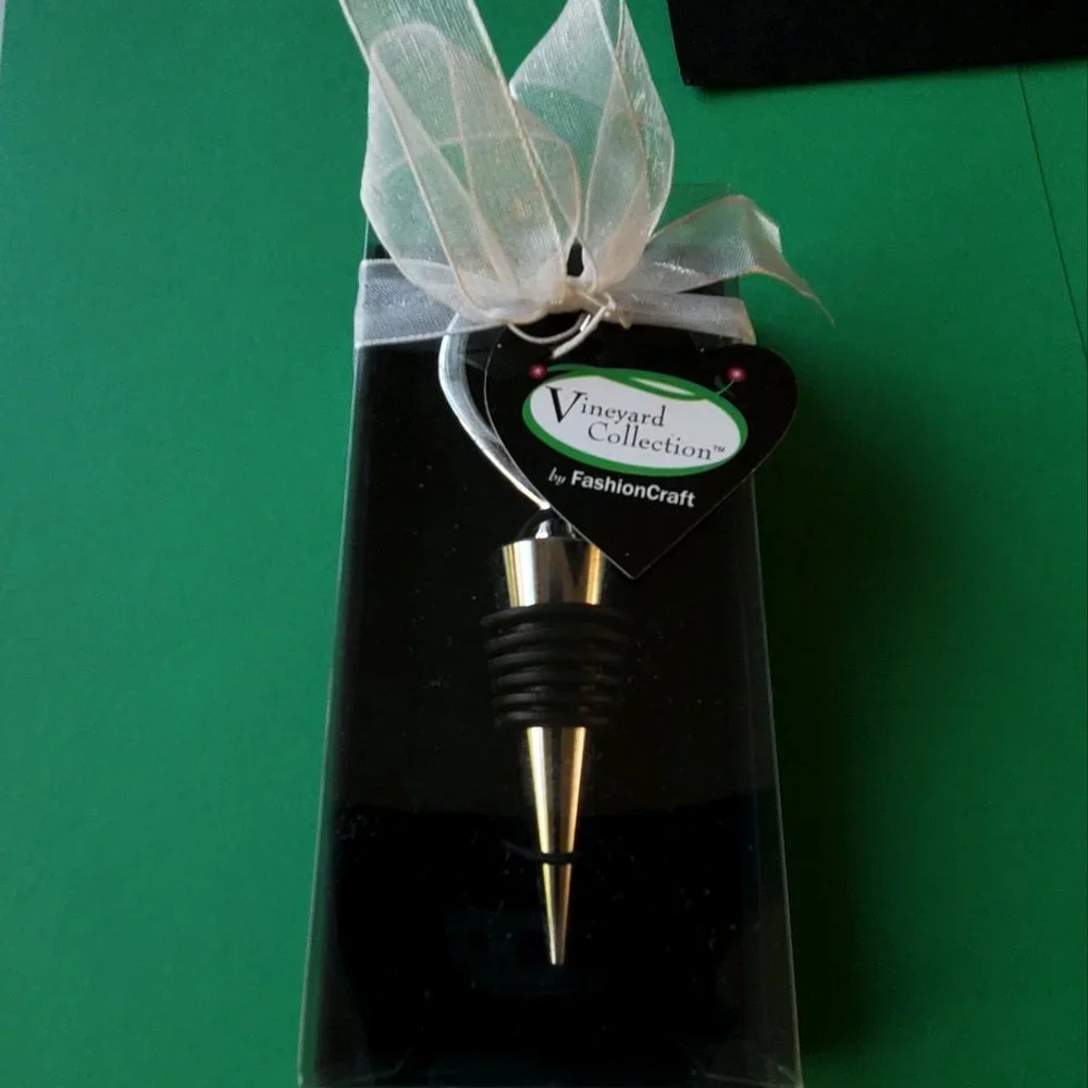 N/A wine stopper